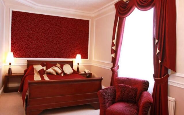 Old Palace Lodge Hotel