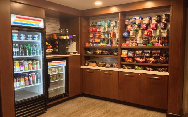 Holiday Inn Milwaukee Riverfront by IHG
