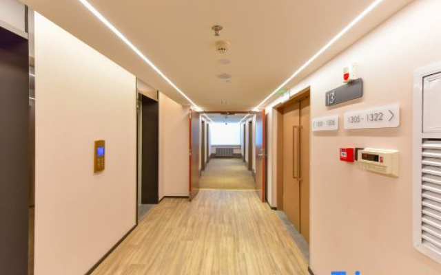 HanTing Hotel (Xining Shengli Road People's Park)