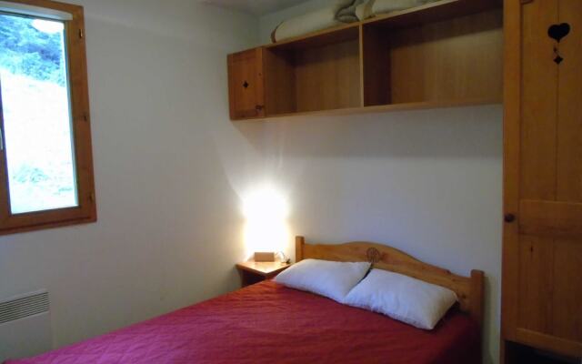 Lou Services Apartment J11 LSI 001