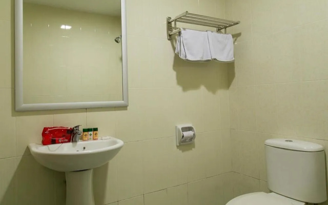 OYO Rooms Imbi Monorail Station