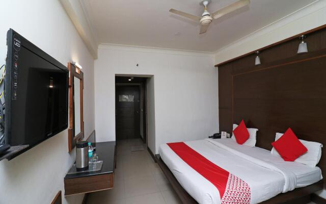 Capital O 3768 Hotel Atithi