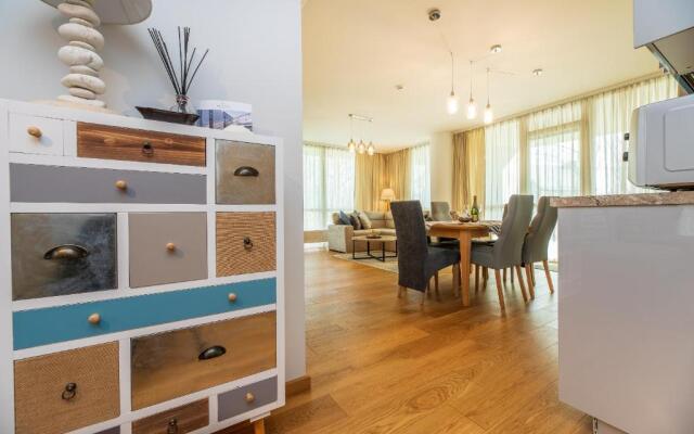 Simpsono apartamentai №215