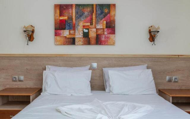 Livadia Beach Suite
