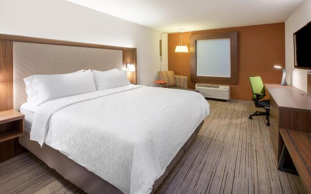 Holiday Inn Express & Suites Warrensburg North, An Ihg