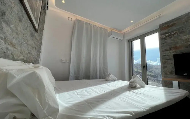 Tzia Stone Modern Studio with Sea View