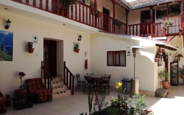 Hostal Carmeli A&C