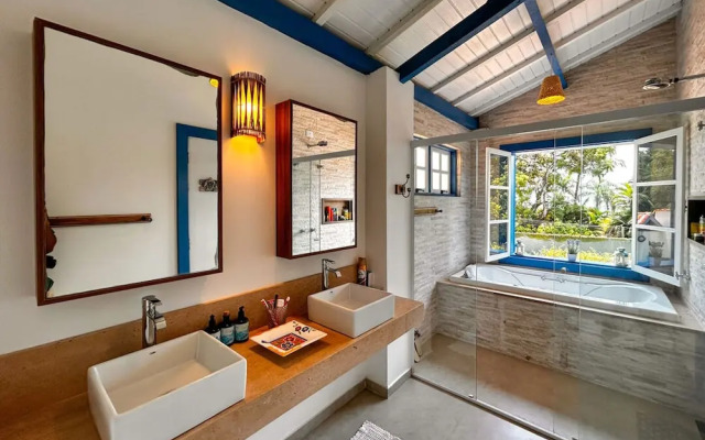 Casa pr x Praia de Santa Teresa Ilhabela SP