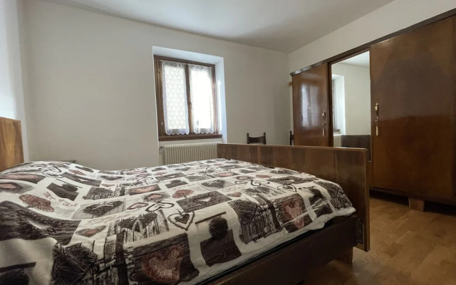 063 Bilocale Carisolo