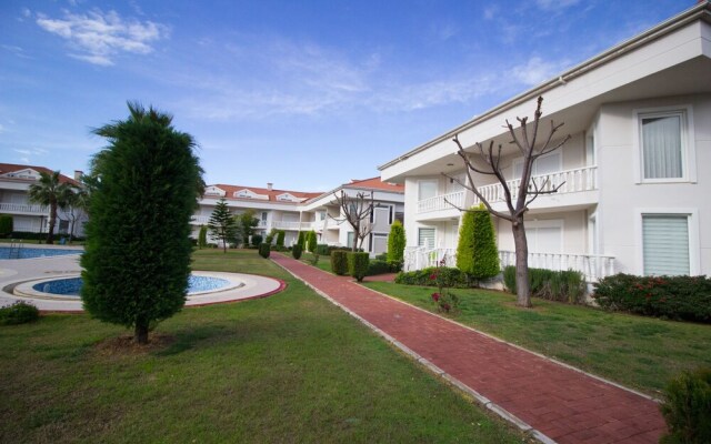 Golf Village Apartment 4