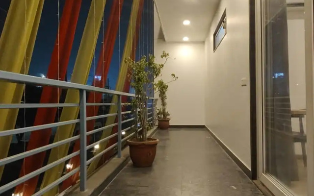 Mavens White Artemis Hospital Road Gurgaon