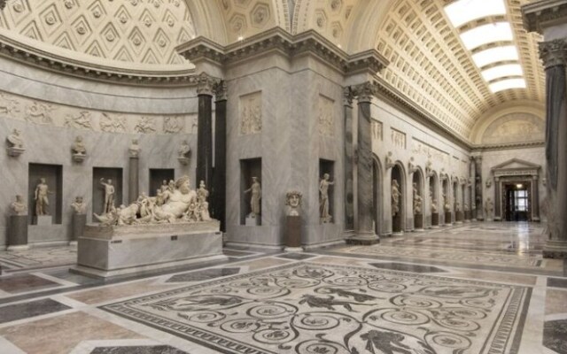 Royal Vatican Relais