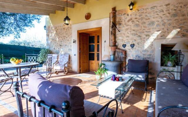 Finca en Buger con Piscina