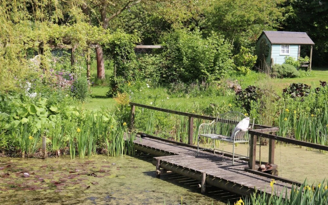 Low Farm Cottages