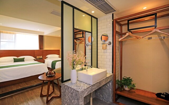 Immersing Hotel Guihu Branch