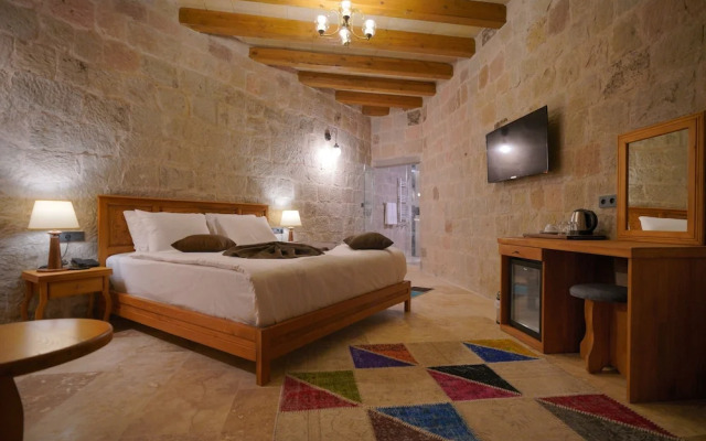 Cappadocia Secret Hill Cave Suites