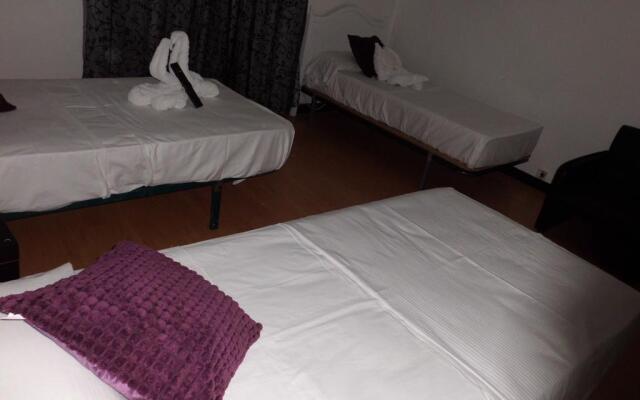 Hostal Lima