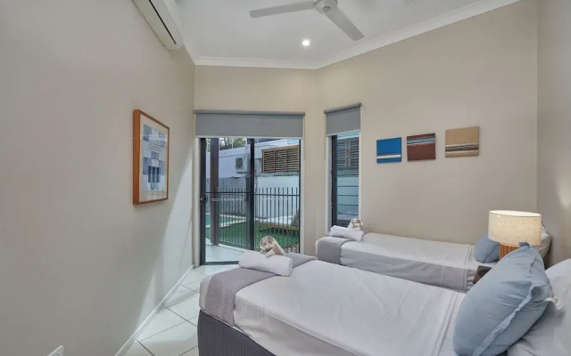 Beachcomber Holiday House