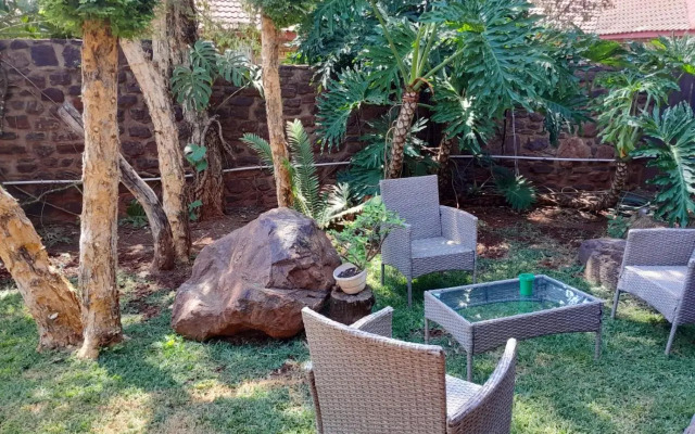 El Shadai Guest House