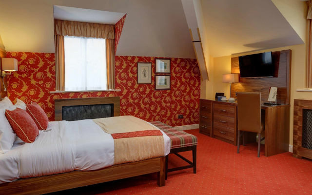 Rogerthorpe Manor Hotel