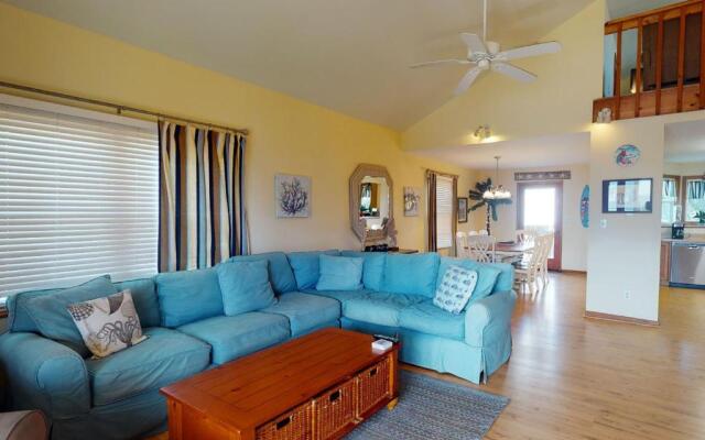 StingWray Cove by Oak Island Accommodations