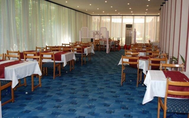 IHS Hotel