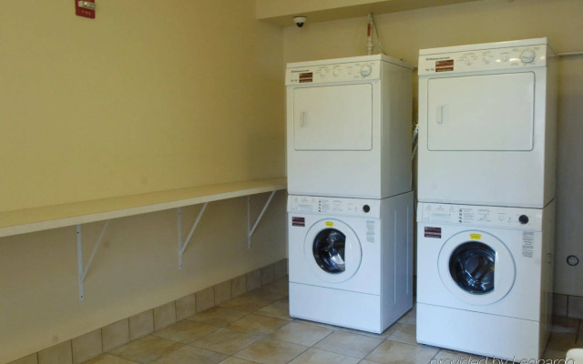 Staybridge Suites, Lincolnshire by IHG