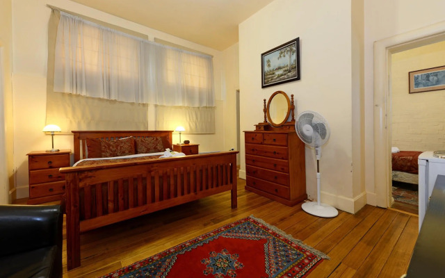 Edinburgh Gallery Bed & Breakfast