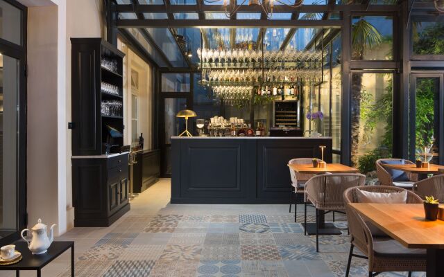 Almayer Art & Heritage Adults Only Hotel & Dépendance Rooms