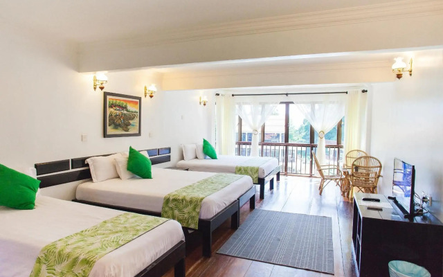 Anjungan Beach Resort
