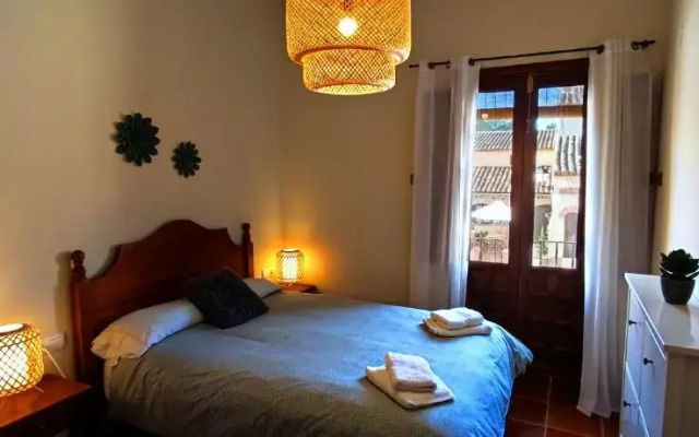 Masia de San Juan - castillo con piscina en plena Sierra Calderona