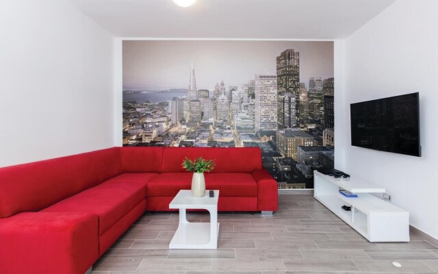 Amazing Home in Arbanija With Wifi and 9 Bedrooms