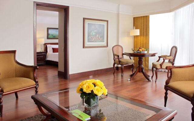 Estelar La Fontana Hotel  Apartamentos Bogot