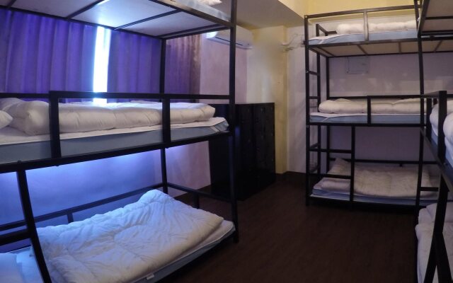 Big Bear Hostel