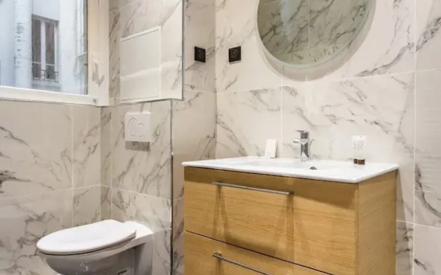 Luxury on the Champs-elysees: Prestigious, 10P 5BR