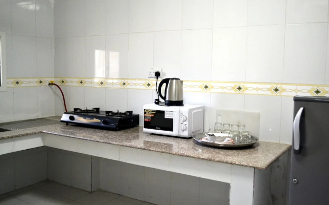 Star Emirates Furnished Apartments 2