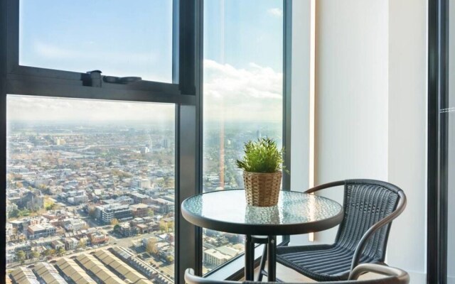 081 Skycastle Level 55 Stunning View