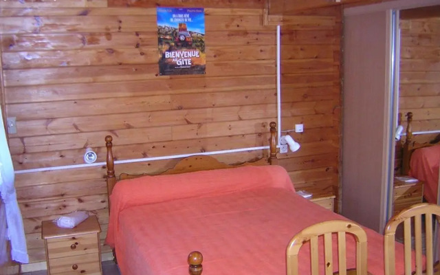 Gite La K-bane au fond du jardin