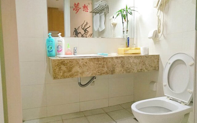 Nanjing TY Holiday Hotel