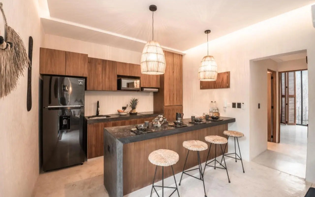 TOTALLY PRIVATE POOL AND TERRACE @ La Veleta D4