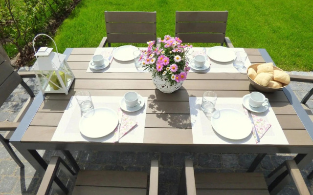 Lindenstrasse Haus Sonnenrose