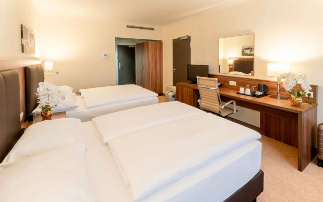 Отель Plaza Premium Wien