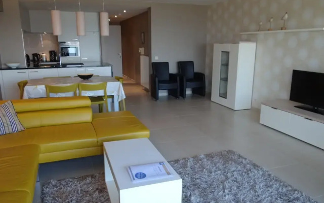 Apartment in Nieuwpoort by the Beach