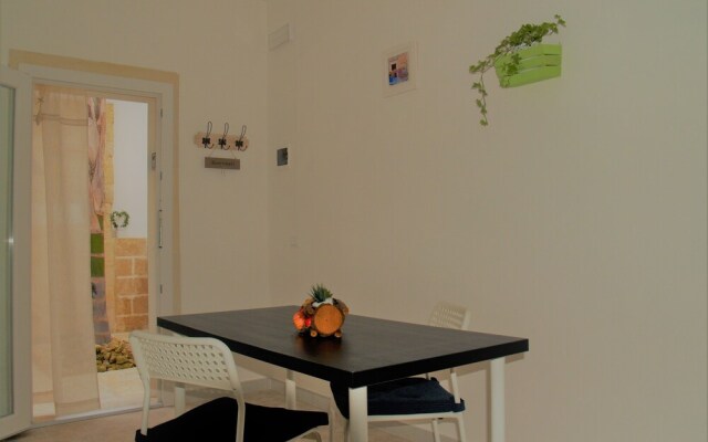 Home Porta Napoli Lecce