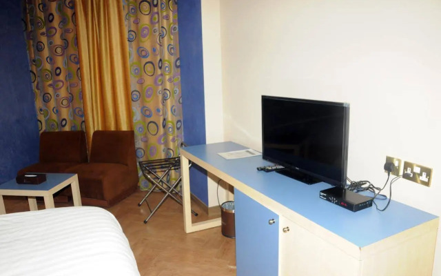 Royal Inn Hotel