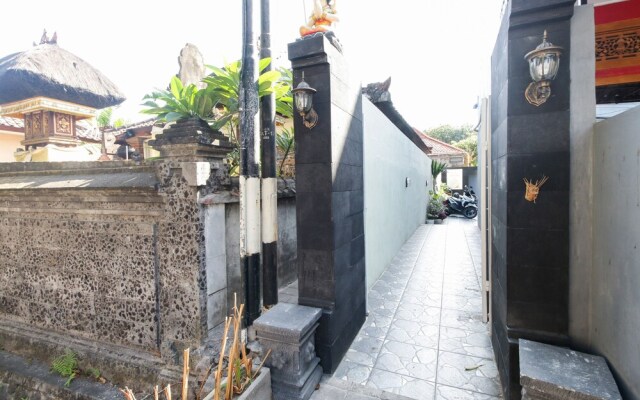 Airy Raya Kuta 84 Bali