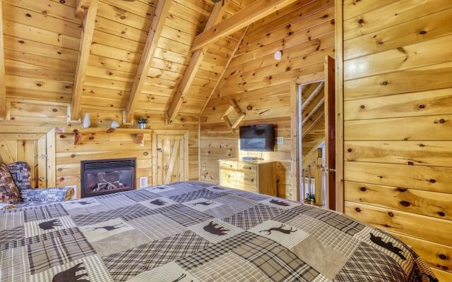 Cozy Bear 2 Bedroom Cabin