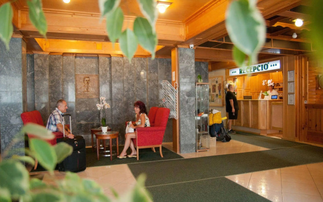 Majerik Hotel