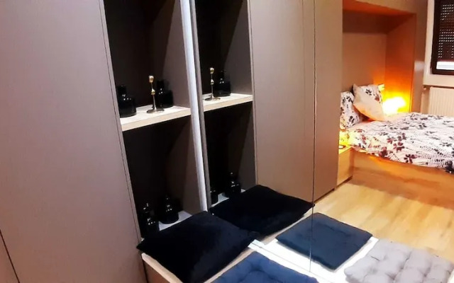 Apartment Lux Rooftop Studio city center