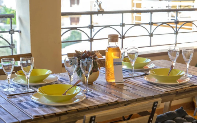 Sardinia Re - White Olives